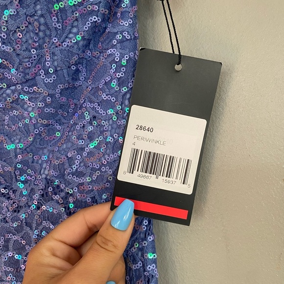 NWT La Femme Periwinkle 28640 Formal Dress Size 4 - Picture 8 of 8